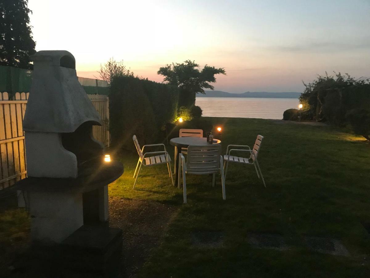 Sunny Private Beach Balatonlelle Esterno foto